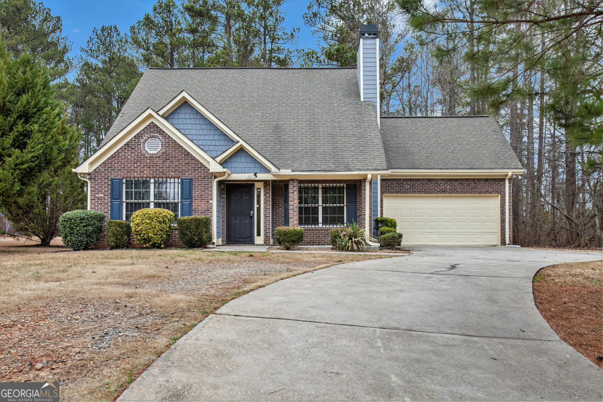 6821 CAMP VALLEY RD, RIVERDALE, GA 30296, photo 1 of 29