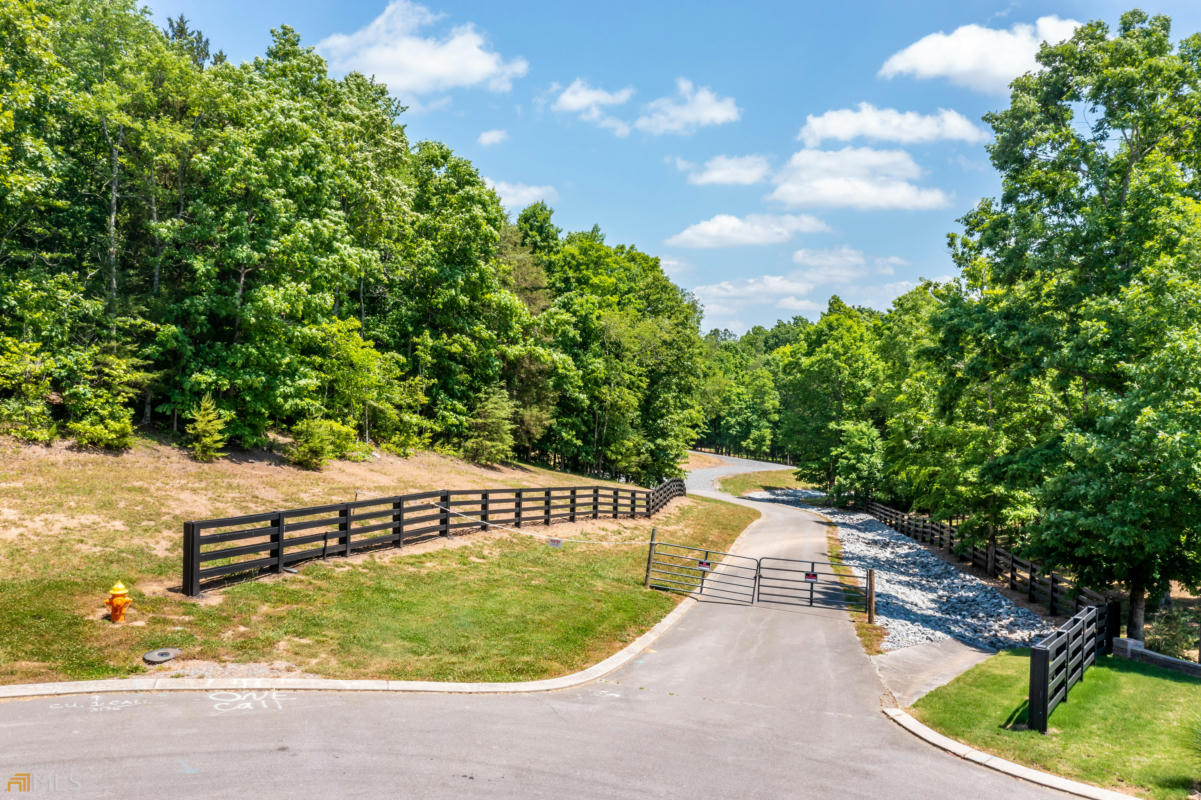 3136 SCARLET OAKS DR NW, CLEVELAND, TN 37312, photo 1 of 17