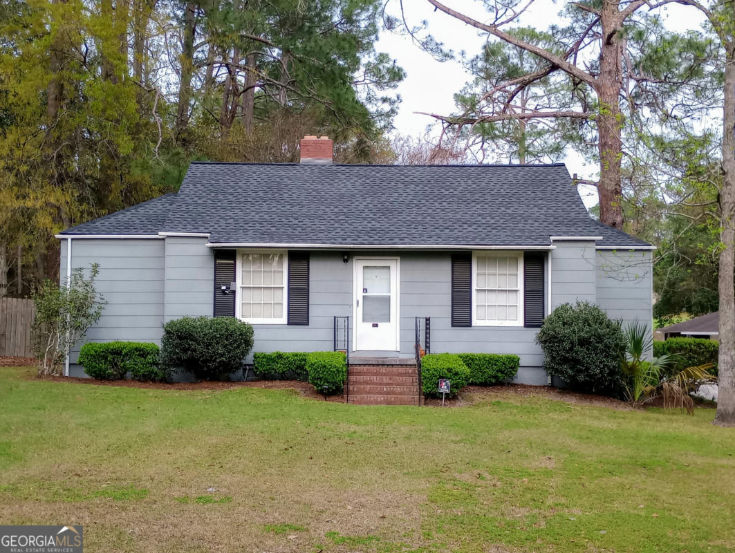1917 2ND ST SE, MOULTRIE, GA 31768, photo 1 of 33