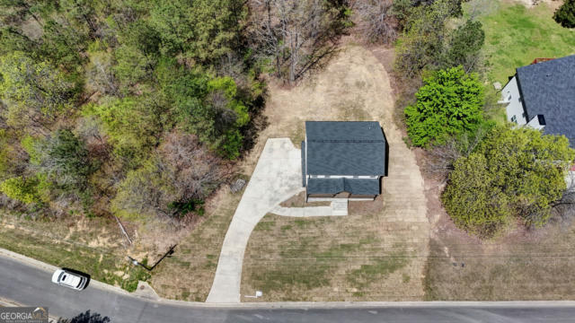 253 MULBERRY LN SE, LINDALE, GA 30147, photo 3 of 37